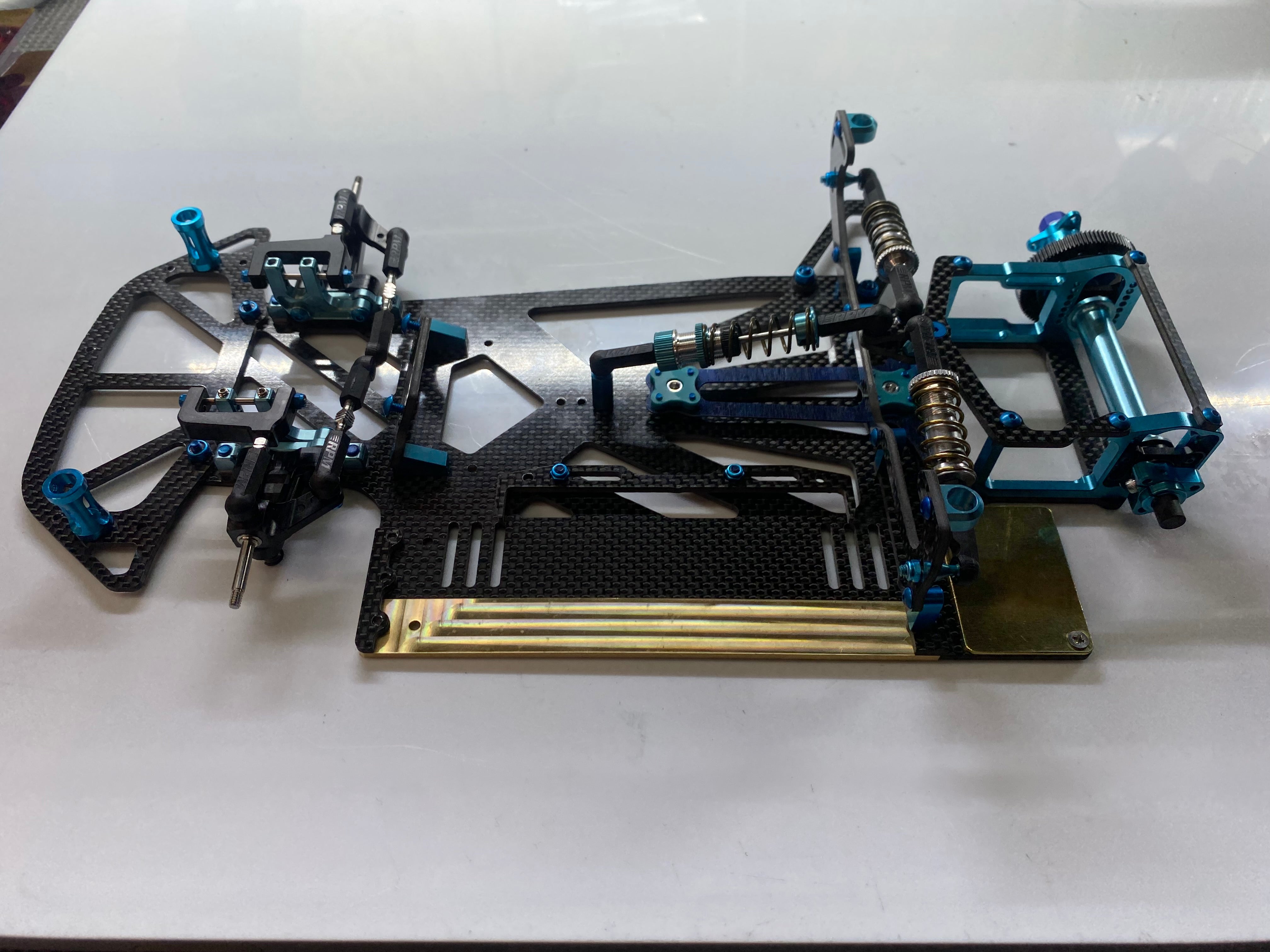 Chief-12.2 - 1/12 Carpet Oval Pan Car Kit (PRW11982) – Pemberton