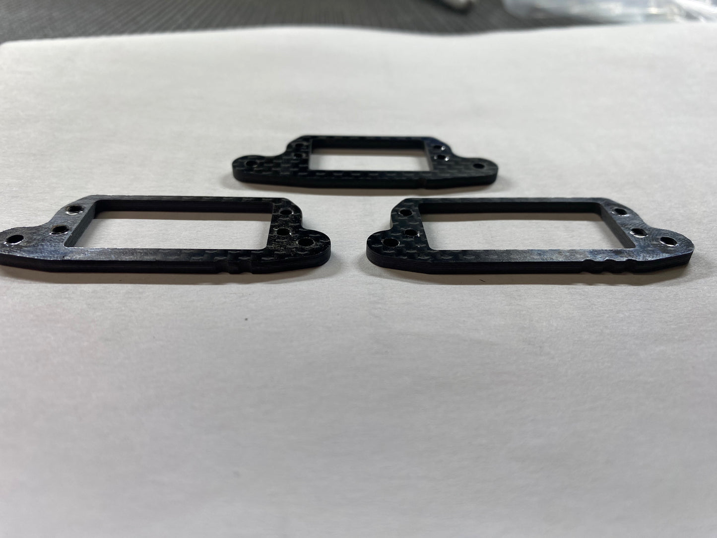 PRW Anti-Twist Carbon Servo Cages - 1/12 (PRW13491)